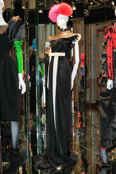 Look 4